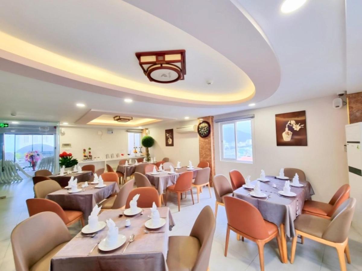 Xavia Hotel Куїнон Екстер'єр фото