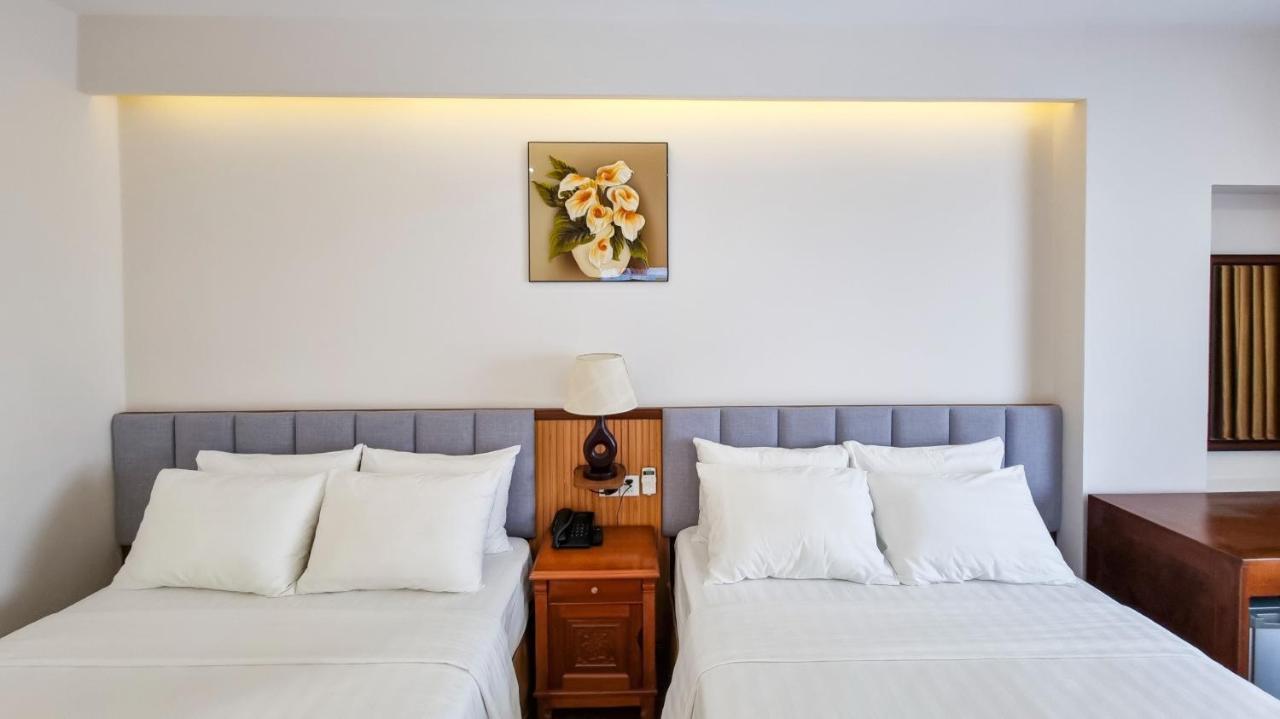 Xavia Hotel Куїнон Екстер'єр фото