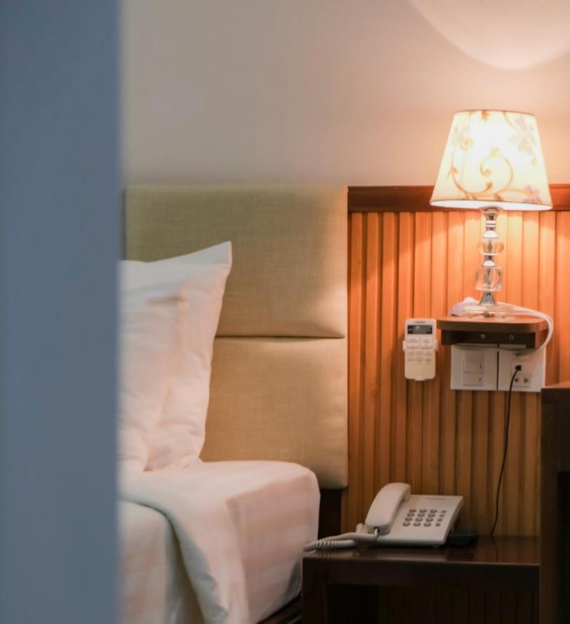 Xavia Hotel Куїнон Екстер'єр фото
