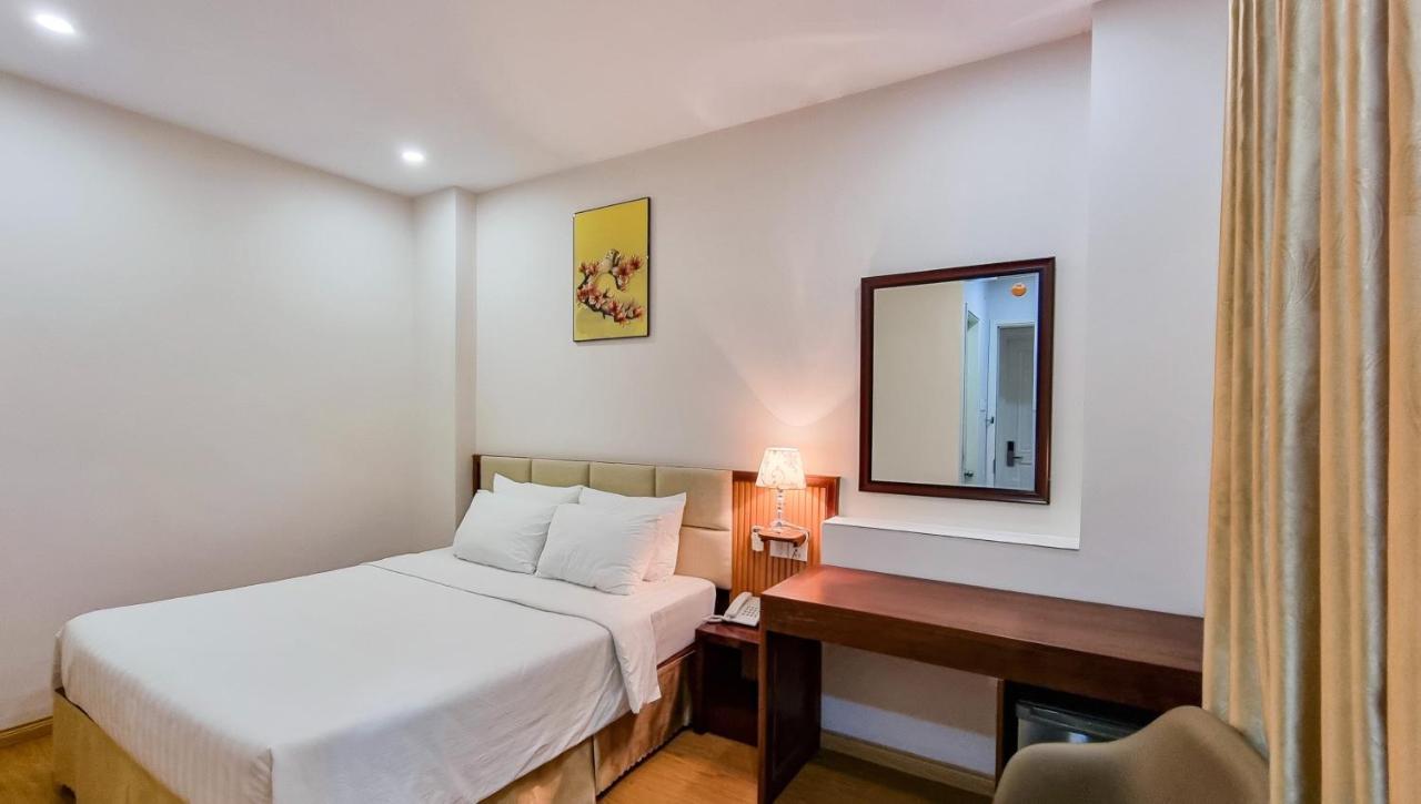 Xavia Hotel Куїнон Екстер'єр фото