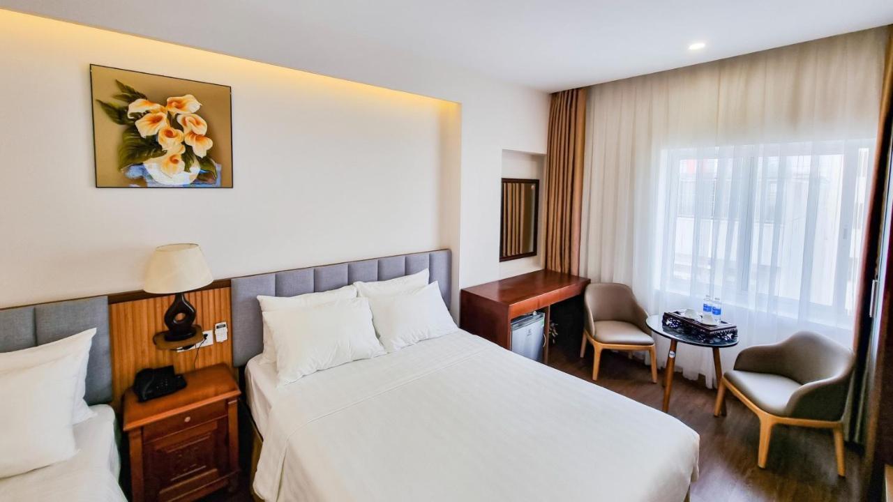 Xavia Hotel Куїнон Екстер'єр фото