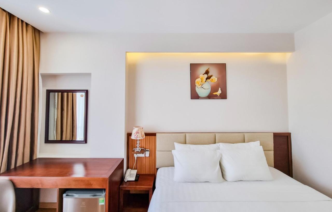 Xavia Hotel Куїнон Екстер'єр фото