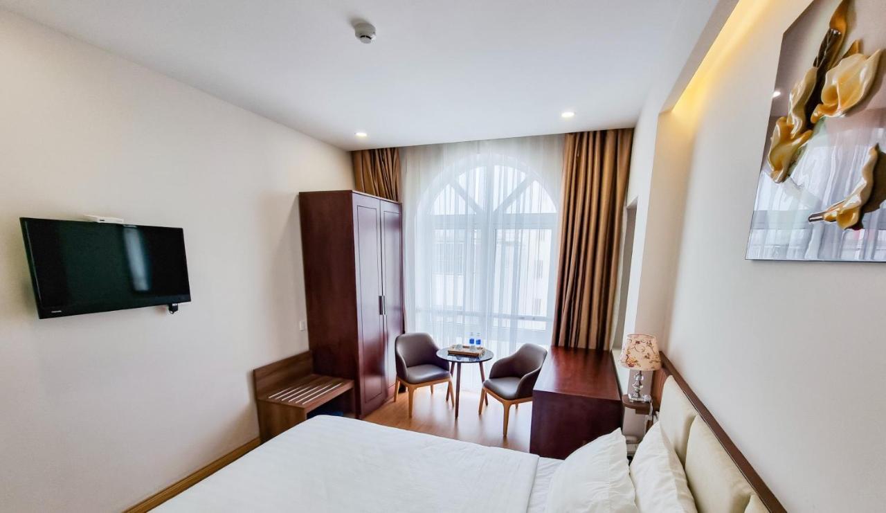 Xavia Hotel Куїнон Екстер'єр фото